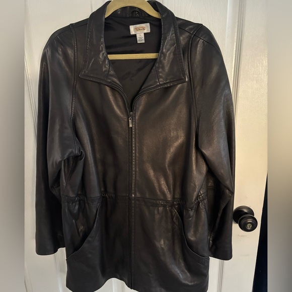 VINTAGE 1990's Talbot's Leather Coat; Large; Retro, Swagger, Eclectic Chic, warm - Picture 1 of 7